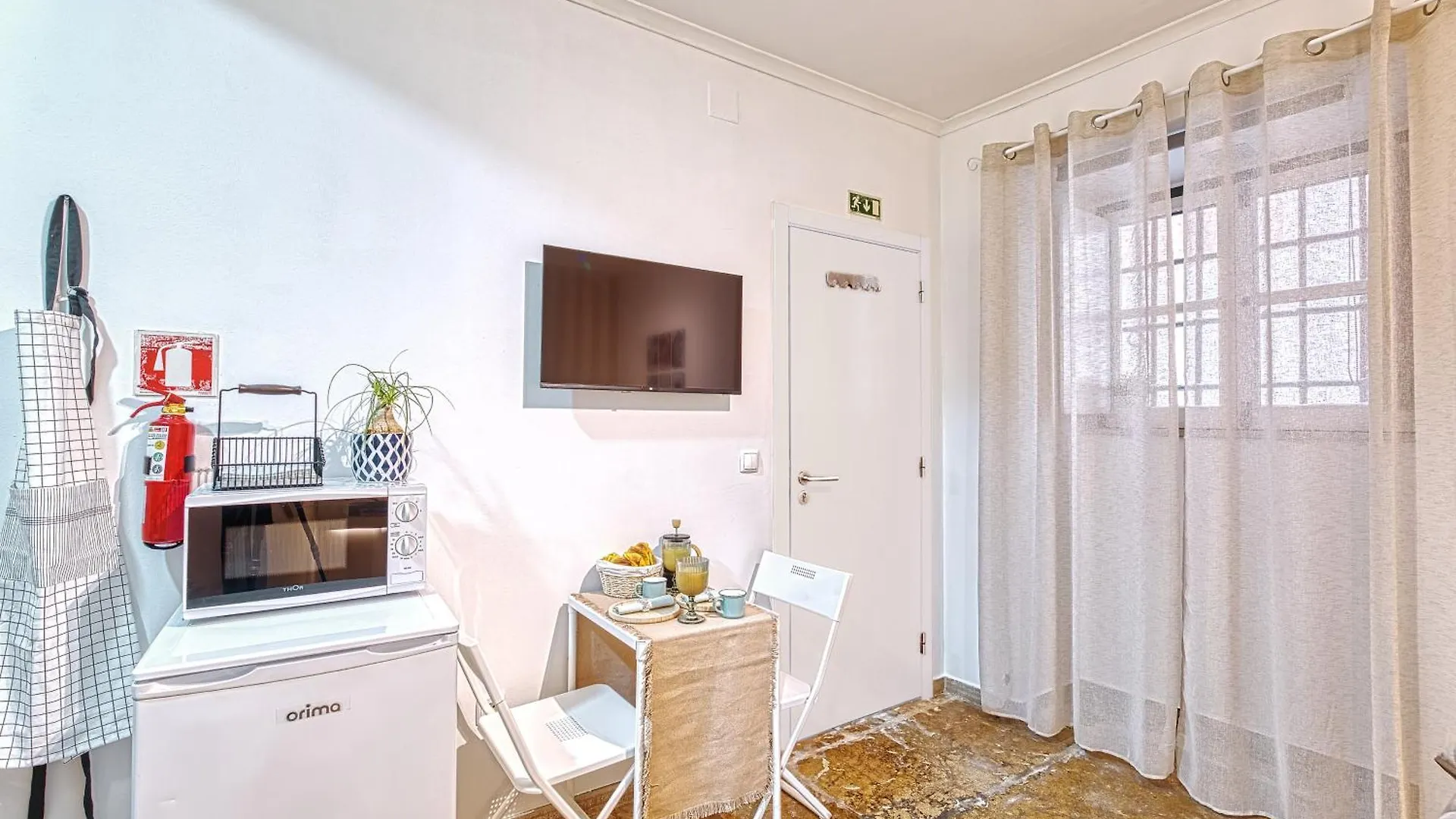 Porta Da Muralha De Lisboa 1375 Appartement